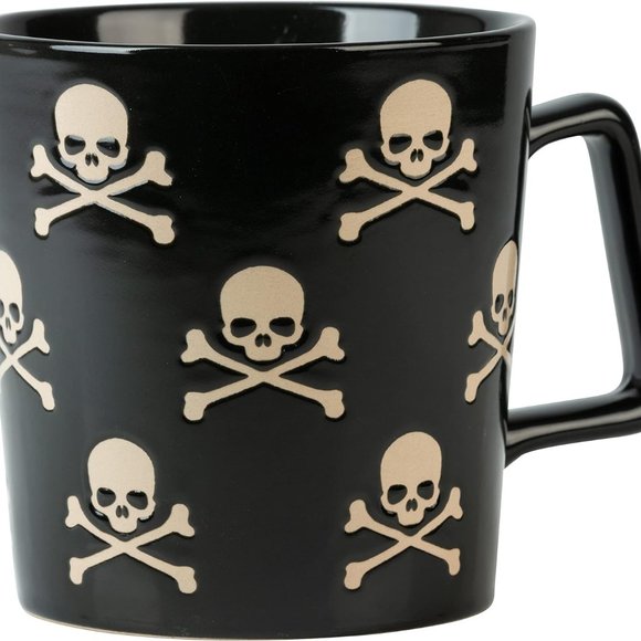 Halloween Skull and Crossbones 20 oz Wax Resist Mug, Black - Picture 1 of 5